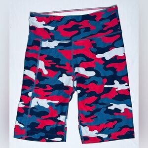 Calvin Klein Biker Shorts Camo Print Womens Small Red Blk Wht Gray Excellent